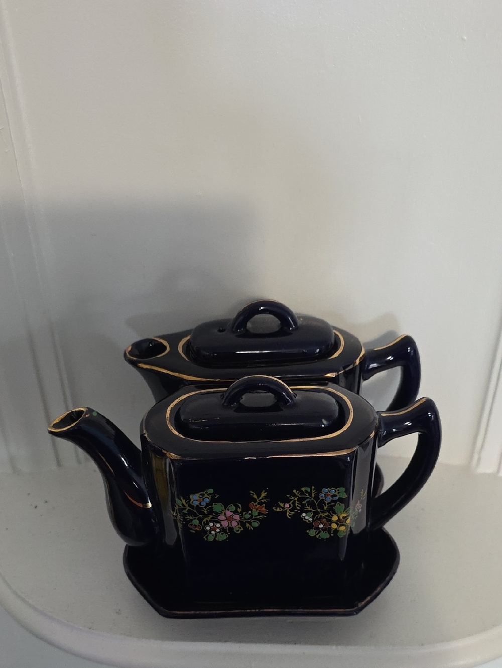 Hand Painted 3piece Cobalt Blue Teapot And Creamer With Tray